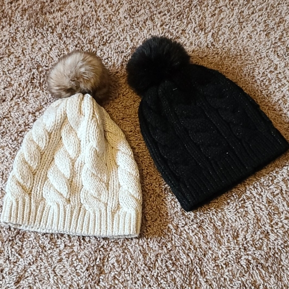 New York & Company Accessories - Beanies